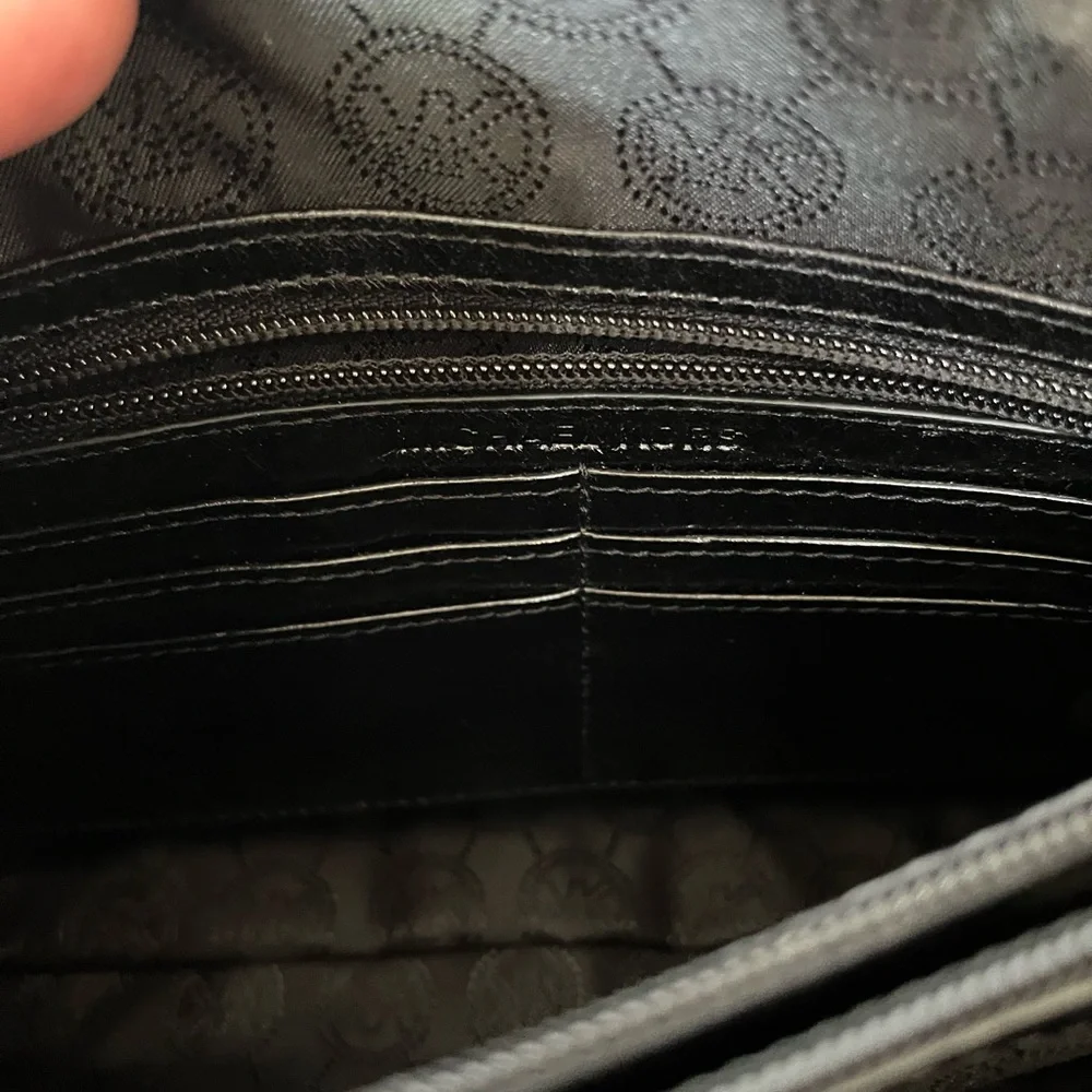 Michael Kors Hippie Grommet Sloan Black Leather Shoulder Bag - Picture 9 of 16